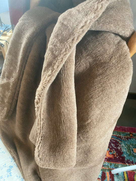 They are HERE!! New 100% Alpaca Throw